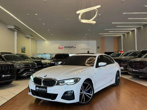 BMW 320i 2.0 16V TURBO FLEX M SPORT AUTOMÁTICO BMW 320i 2.0 16V TURBO FLEX M SPORT AUTOMÁTICO